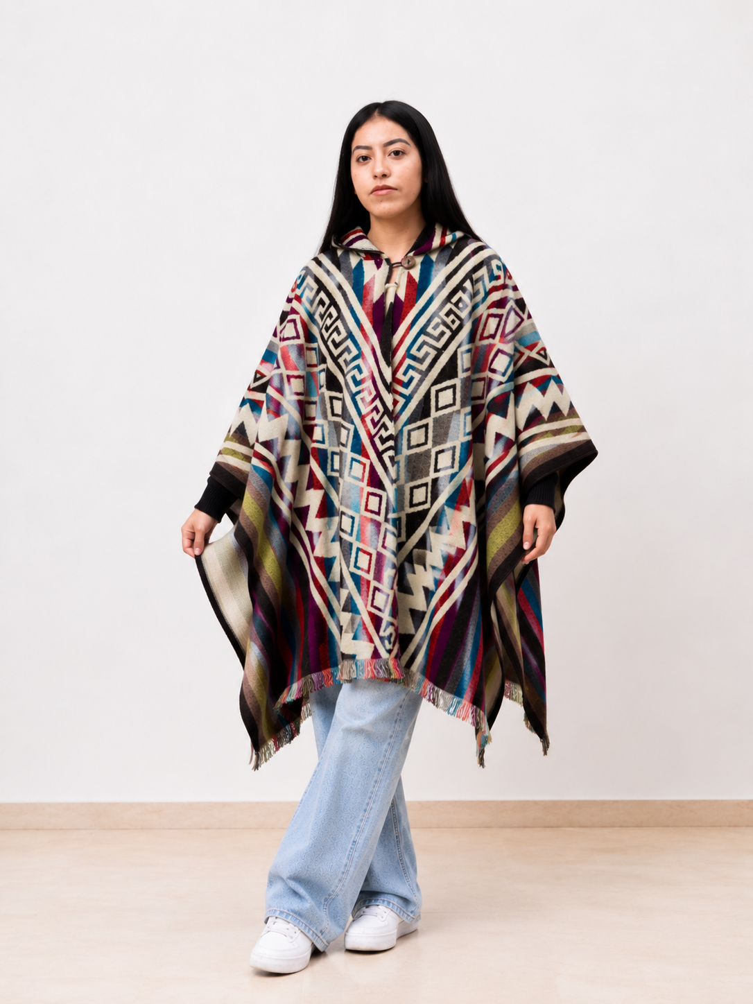 TINKU - Hooded Alpaca Wool Poncho