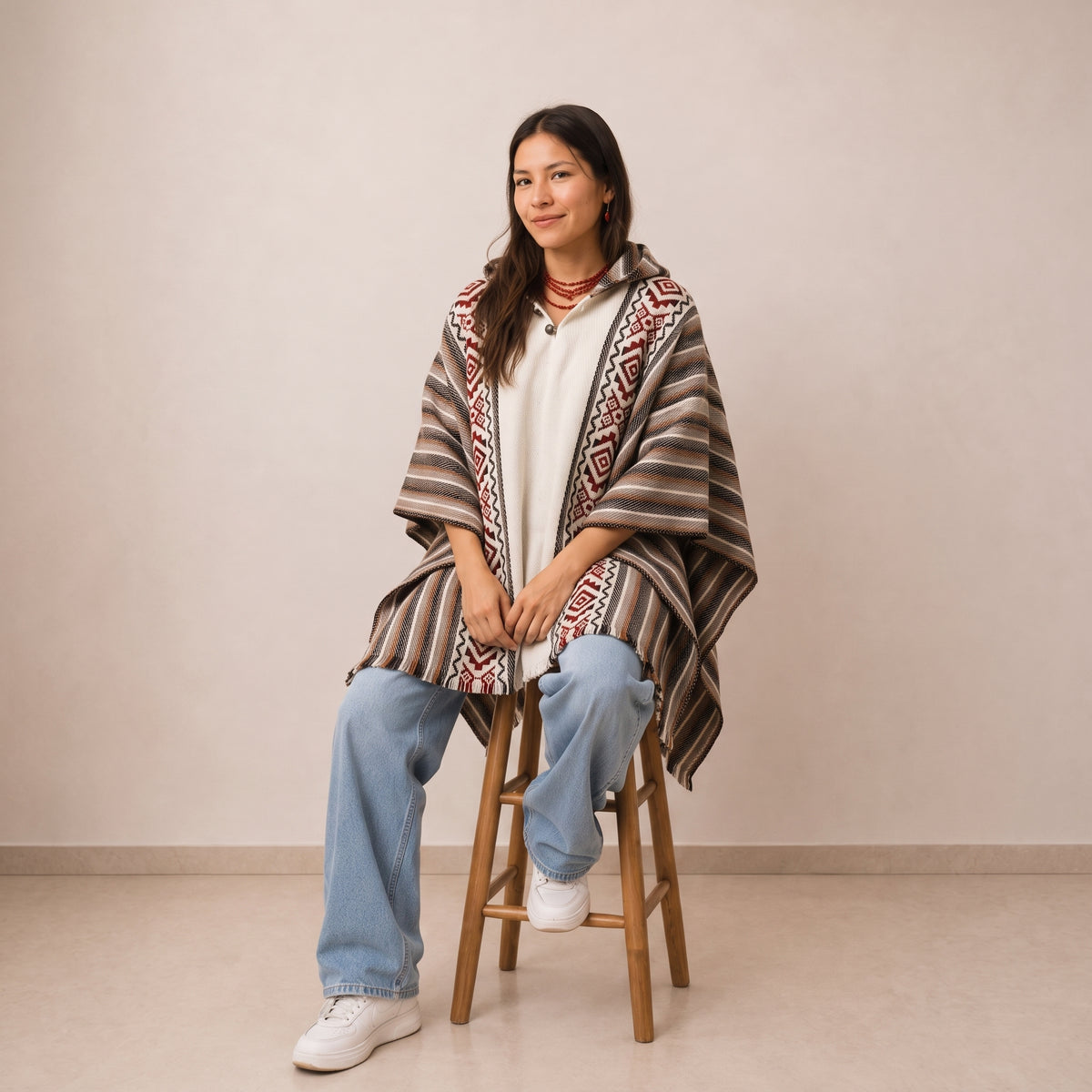 SUMAQ - Wool Poncho